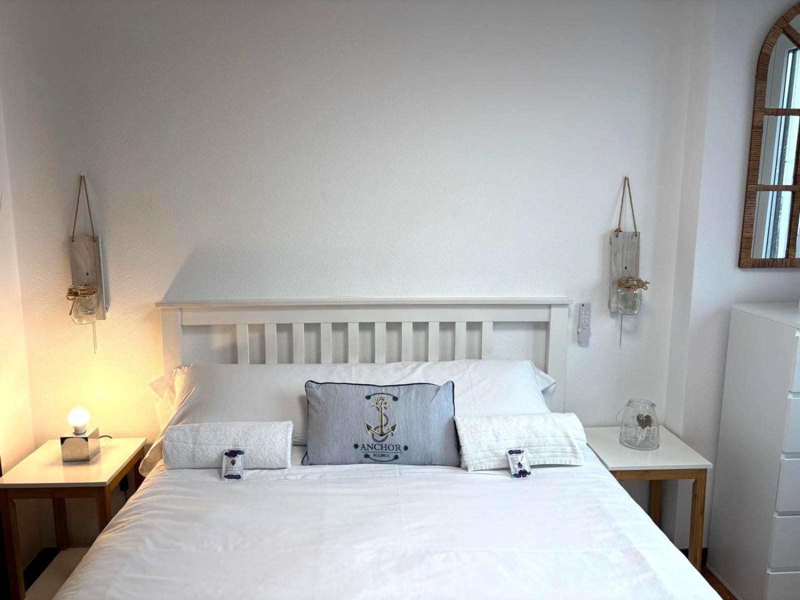 Holibai, Amodino, Agradable Y Hogareno Apto Con Parking, Baiona Esterno foto