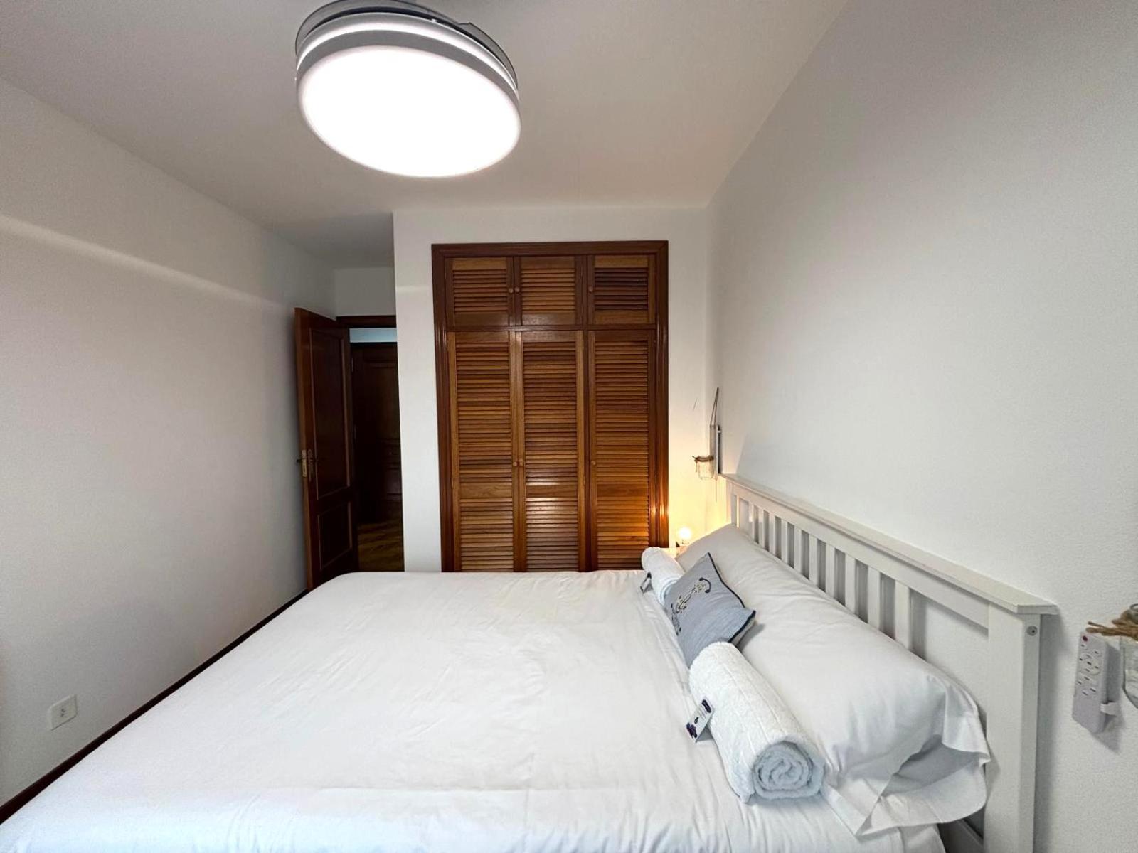 Holibai, Amodino, Agradable Y Hogareno Apto Con Parking, Baiona Esterno foto